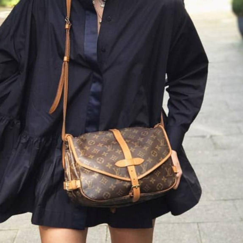 💎✨BEAUTIFUL✨💎 Louis Vuitton Monogram Saumur 30